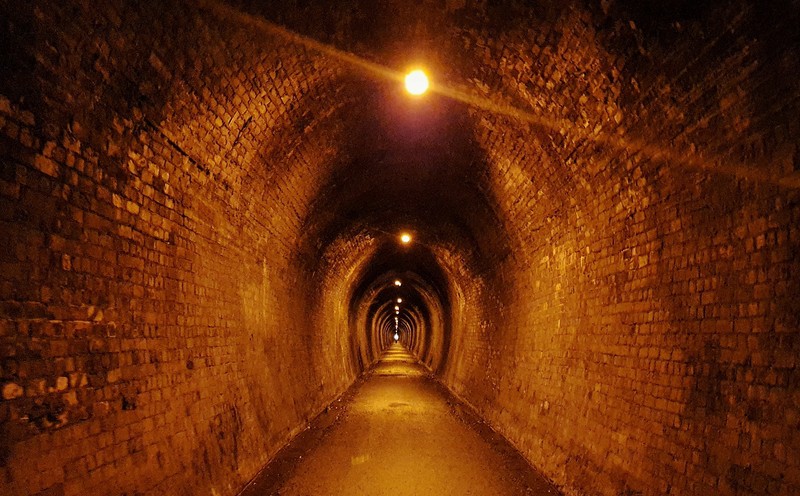 karangahake gorge tunnel