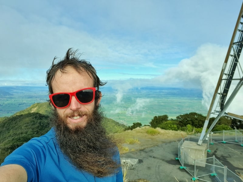 te aroha summit track selfie