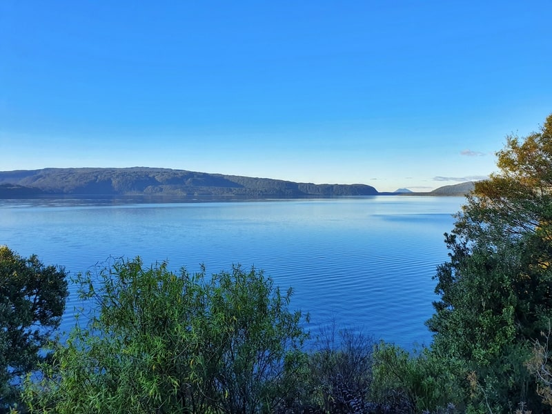 views of lake tarawera (2)