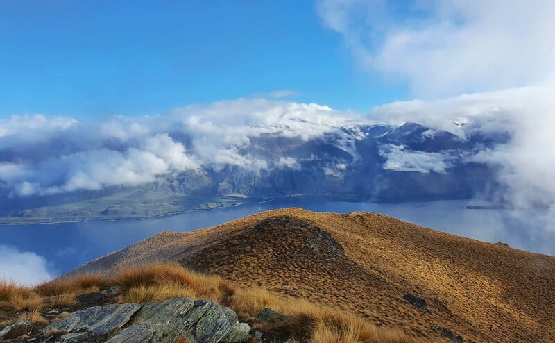 isthmus peak track summit views