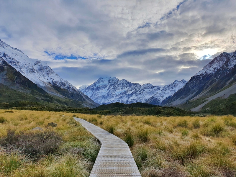 hooker valley boardwalk