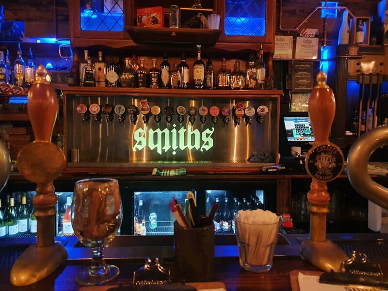 smiths bar queenstown nz