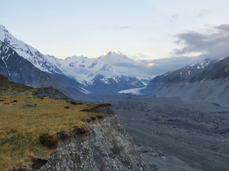tasman glacier viewpoint near ball hut
