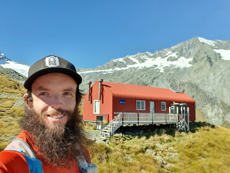 french ridge hut track selfie