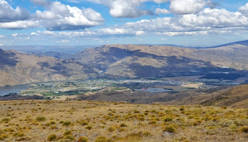 view over cromwell