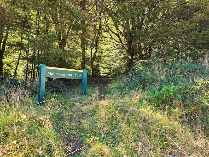 makarora Hut trailhead