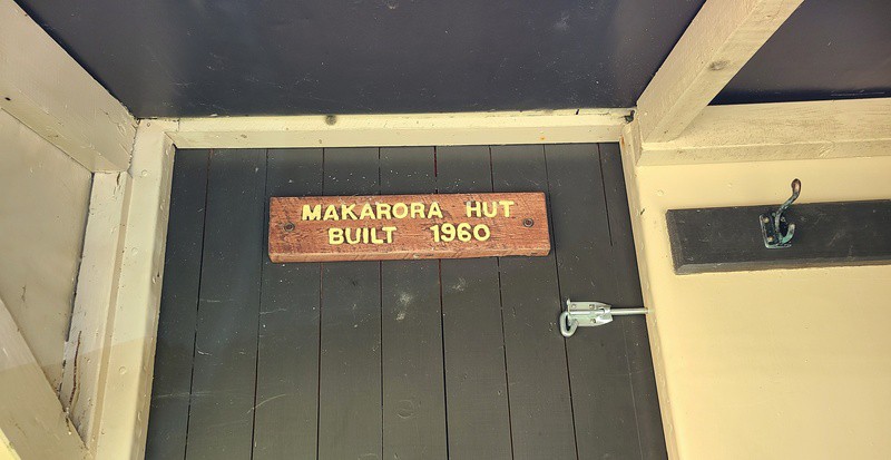 makarora hut door