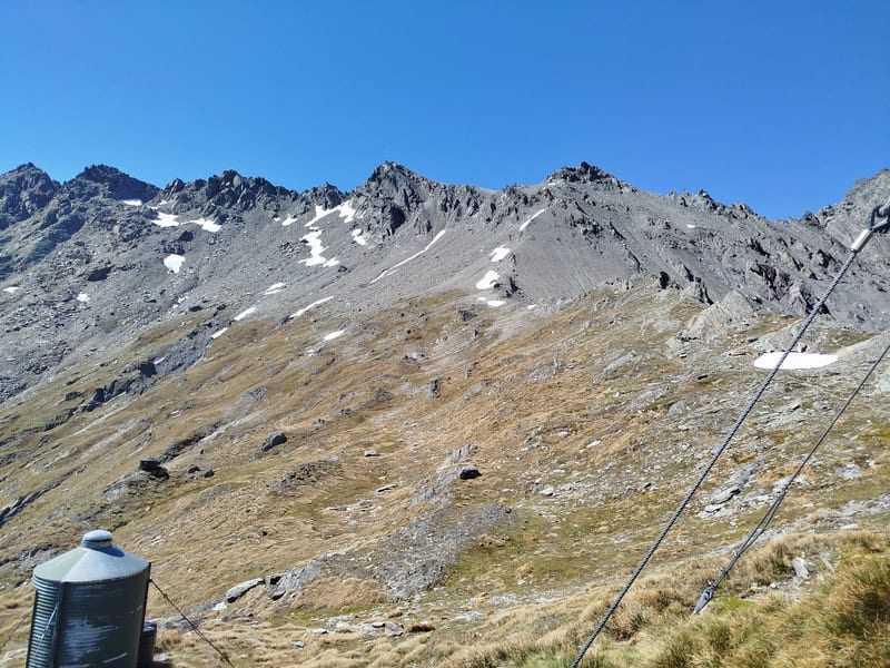 the view of mount LARKINS from kellys hut