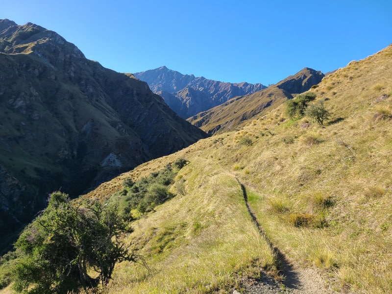hiking in the skippers canyon area