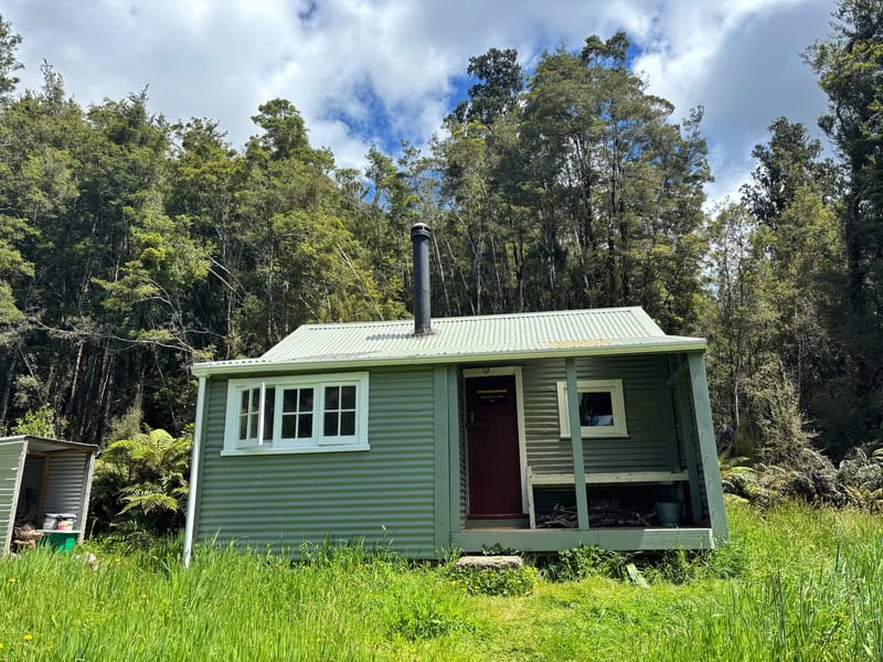 blue river (blowfly) hut
