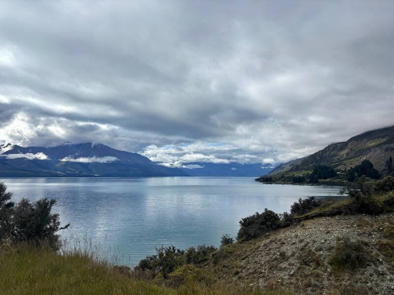 lake wakatipu from the lake rere track